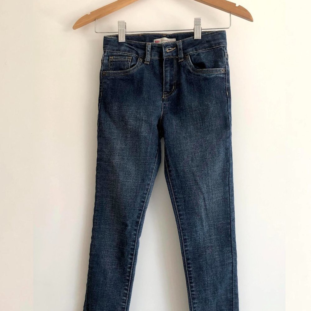 *CLOSET CLEANOUT* Levis High Rise Skinny Jeans size 8 regular